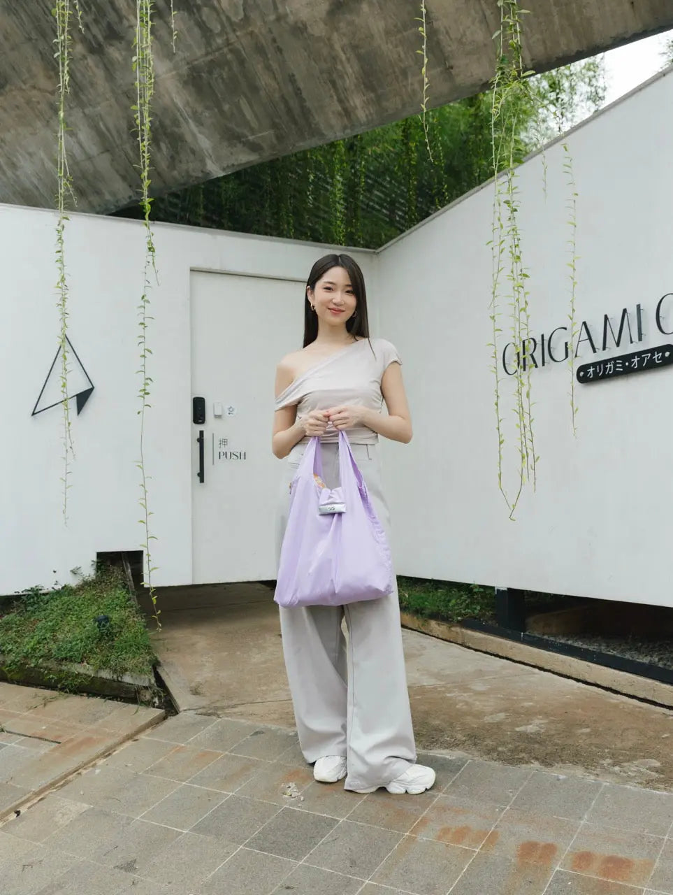 ROLLIE BAG IN TARO TSL Singapore