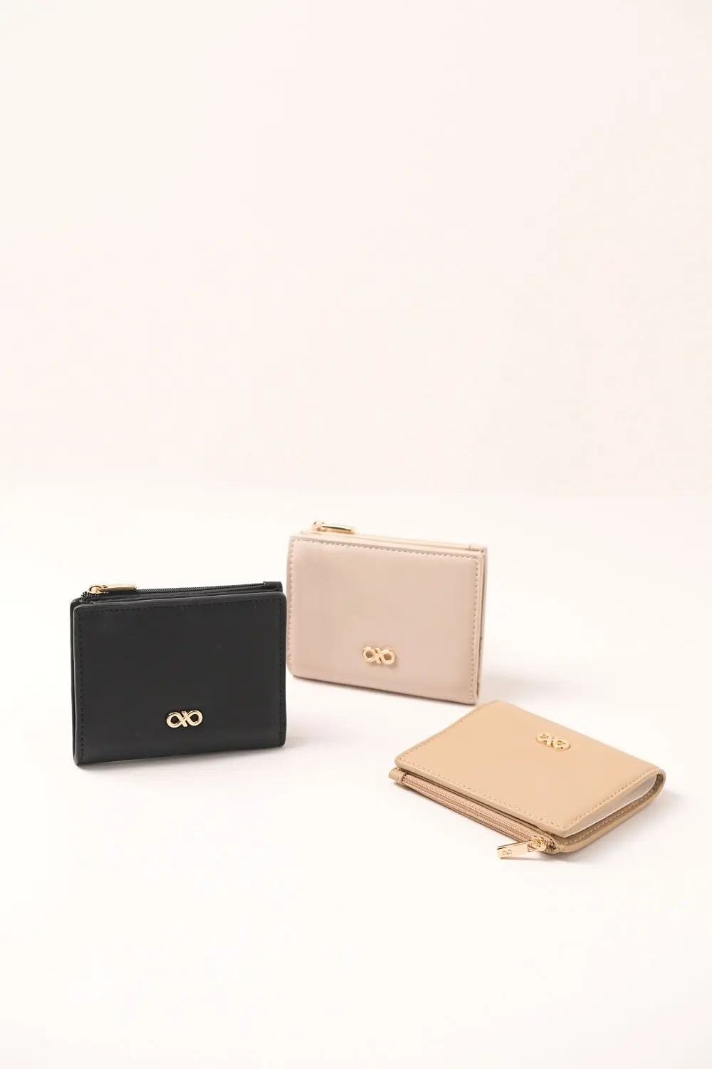 EDEN MAGIC PETITE WALLET IN BLACK The Sophia Label
