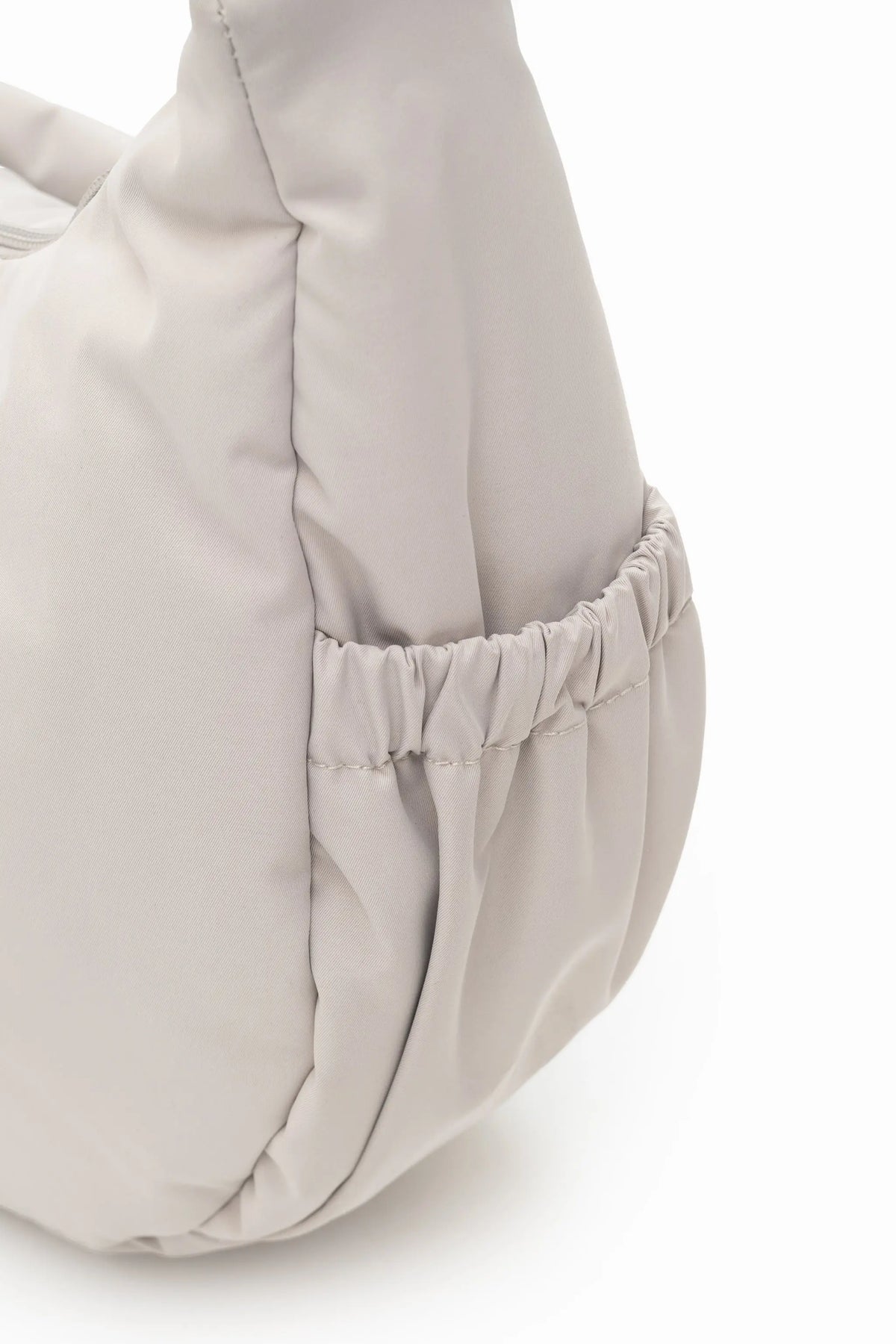 COSY LUXE L CRESCENT BAG 2.0 IN DOVE GREY