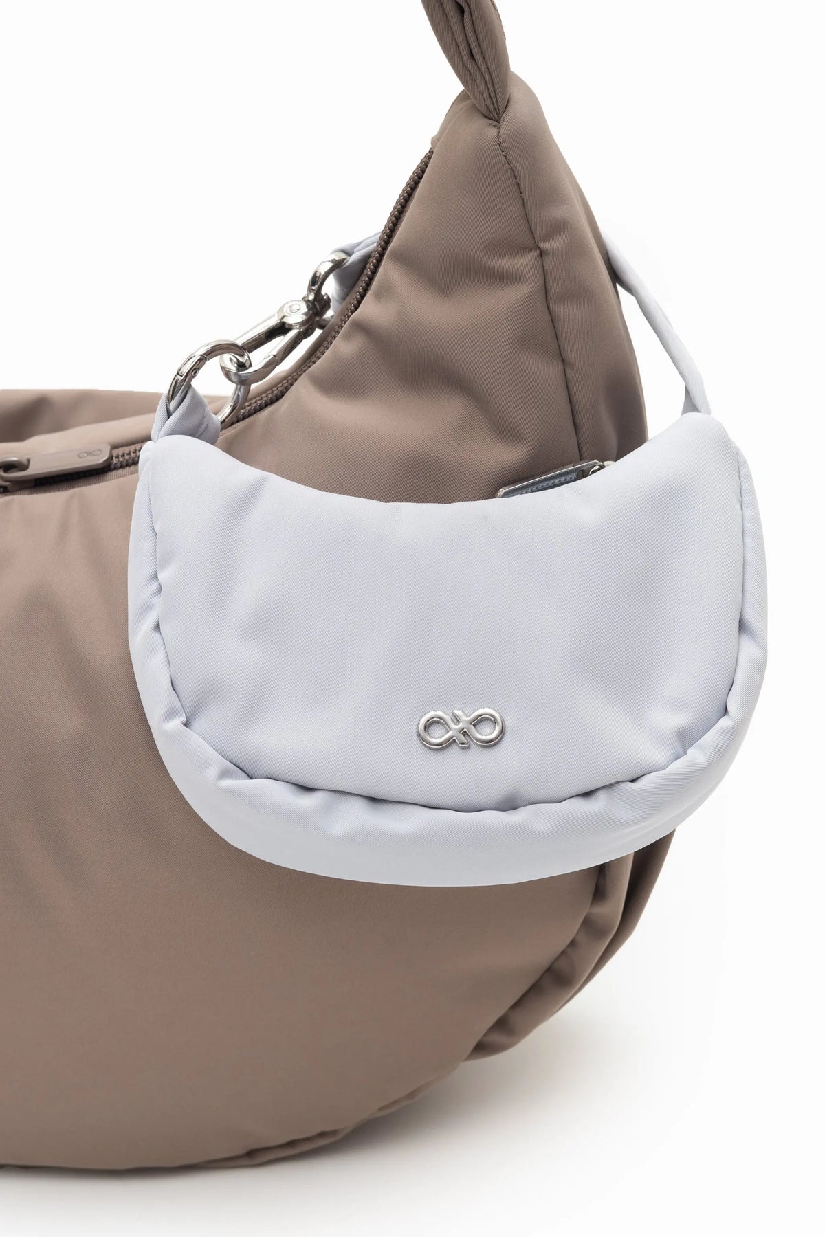 COSY LUXE L CRESCENT BAG 2.0 IN TAUPE