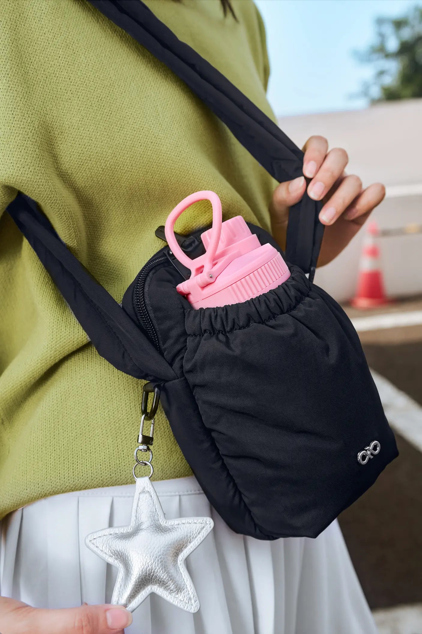 POSH SWIFT SLING IN JET BLACK