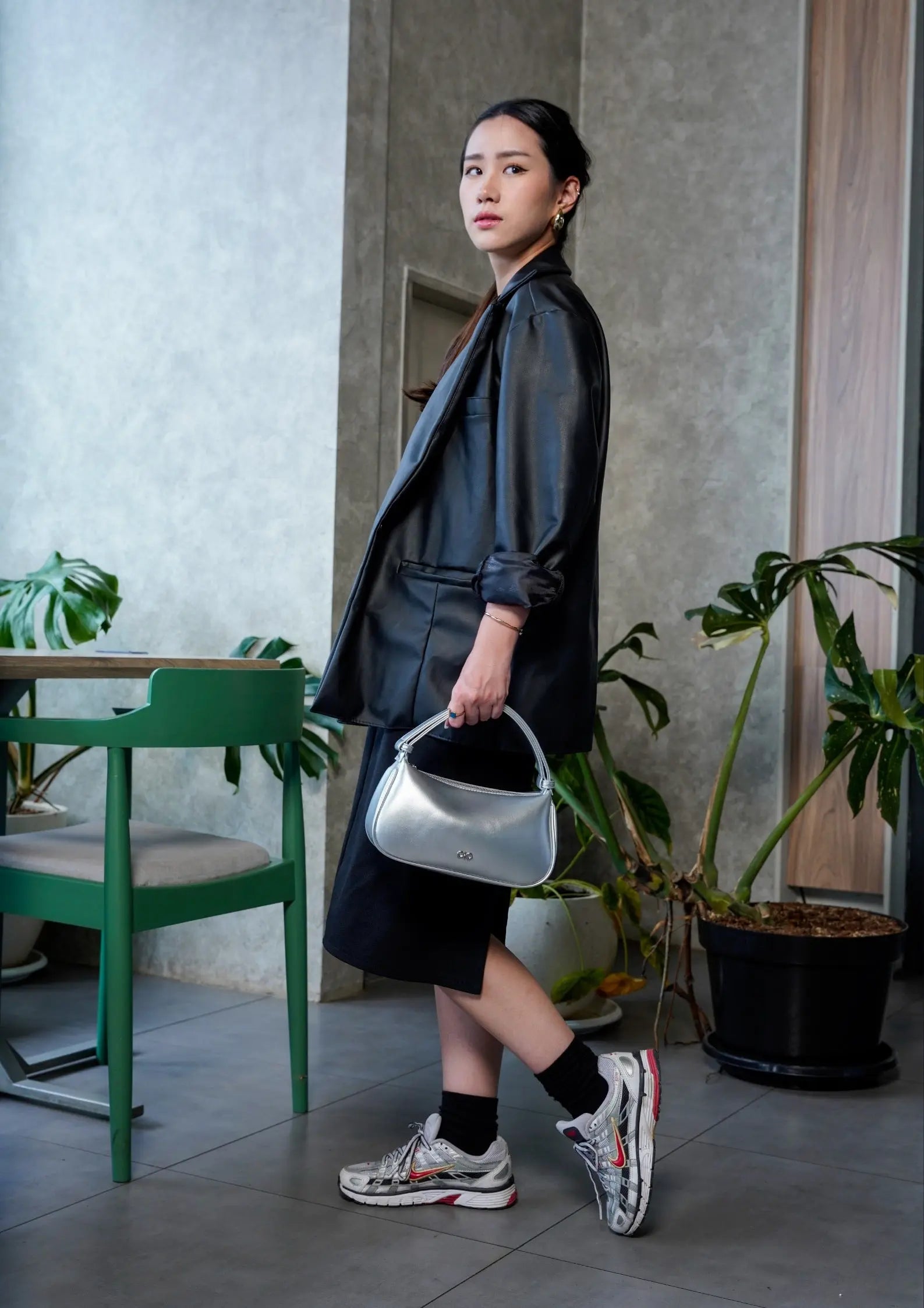 SIENA HANDBAG IN SILVER The Sophia Label