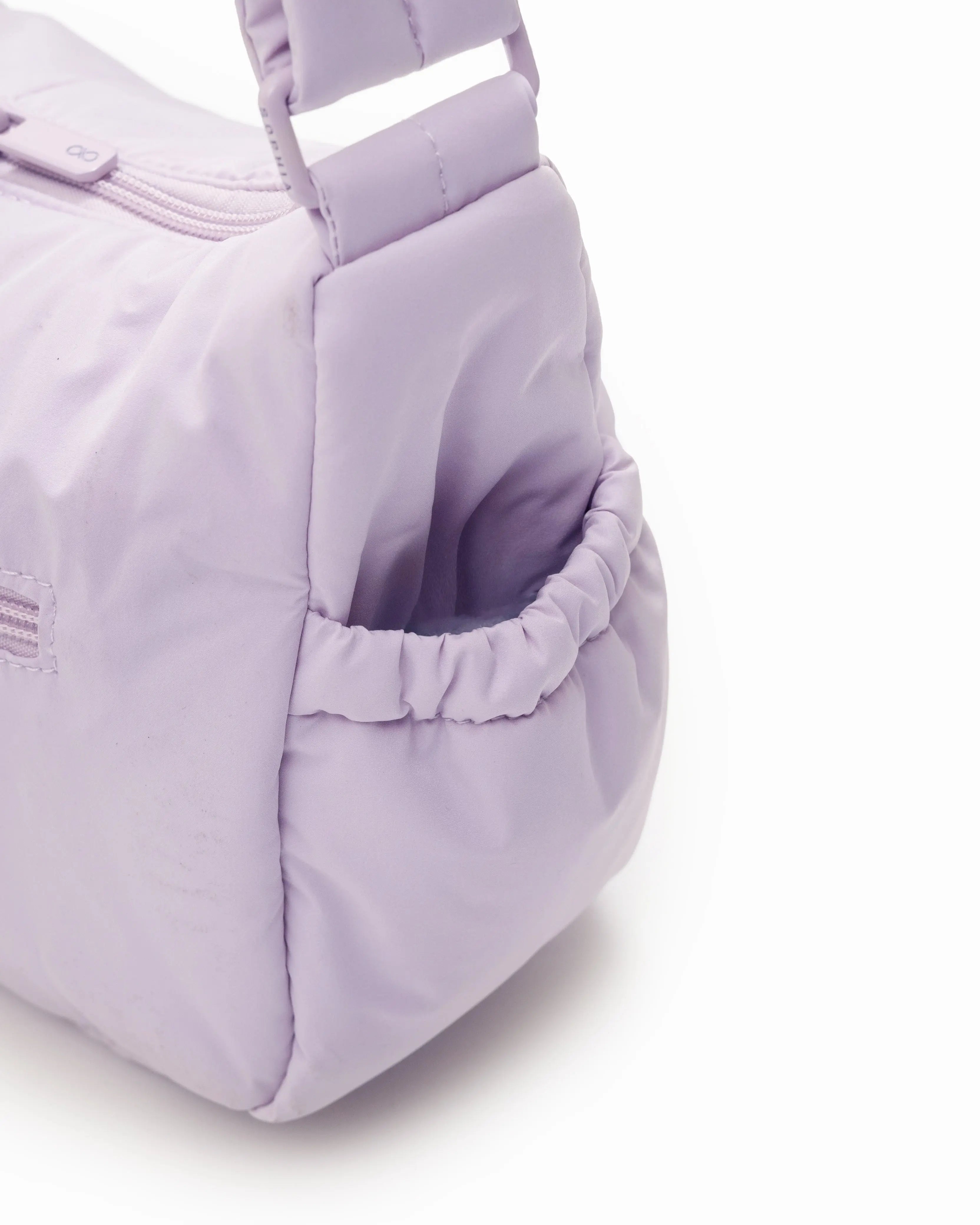 MINI SIGNATURE POCKET CROSSBODY BAG IN COSY BERRY 