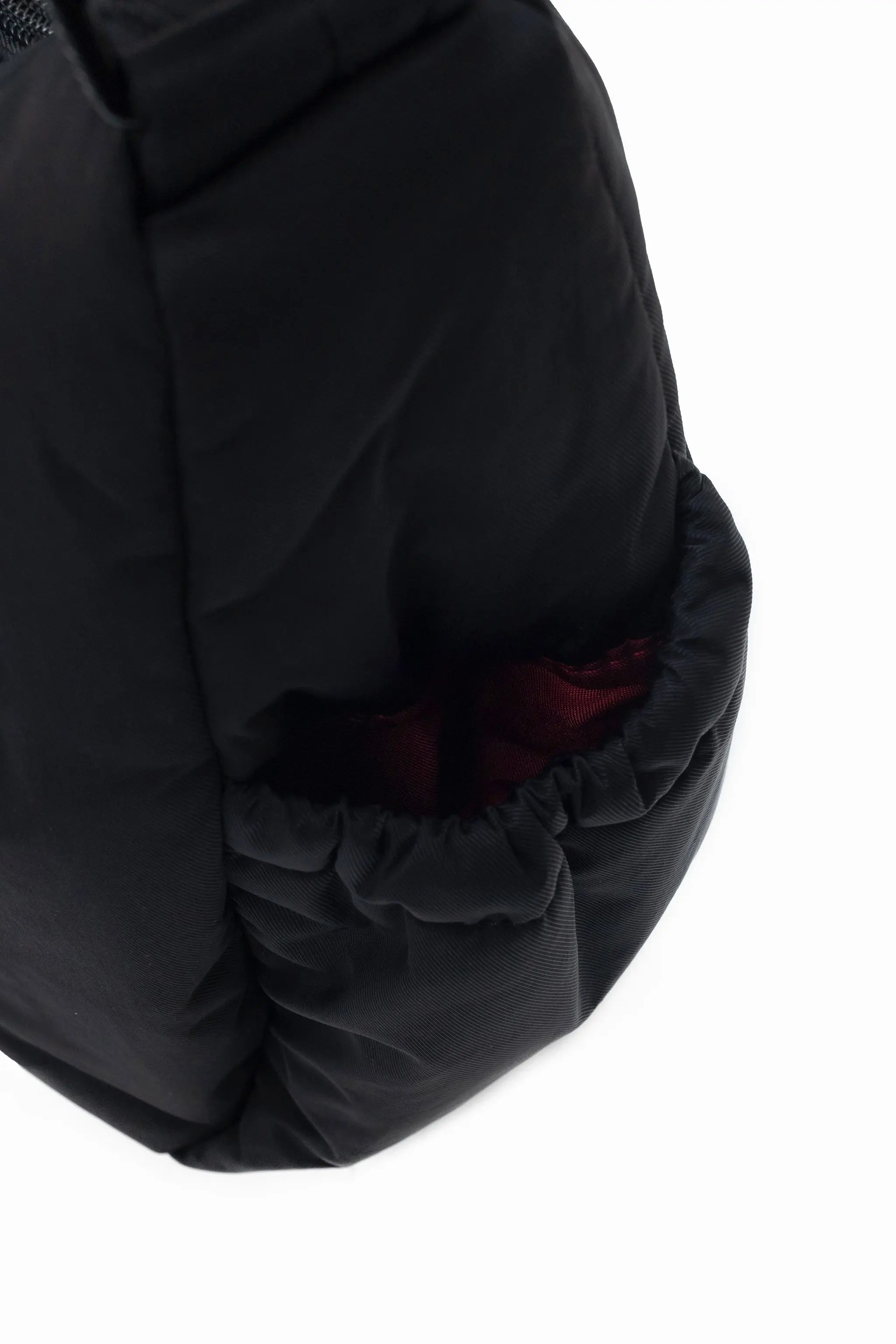 SIGNATURE POCKET CROSSBODY BAG 2.0 IN POSH JET BLACK 