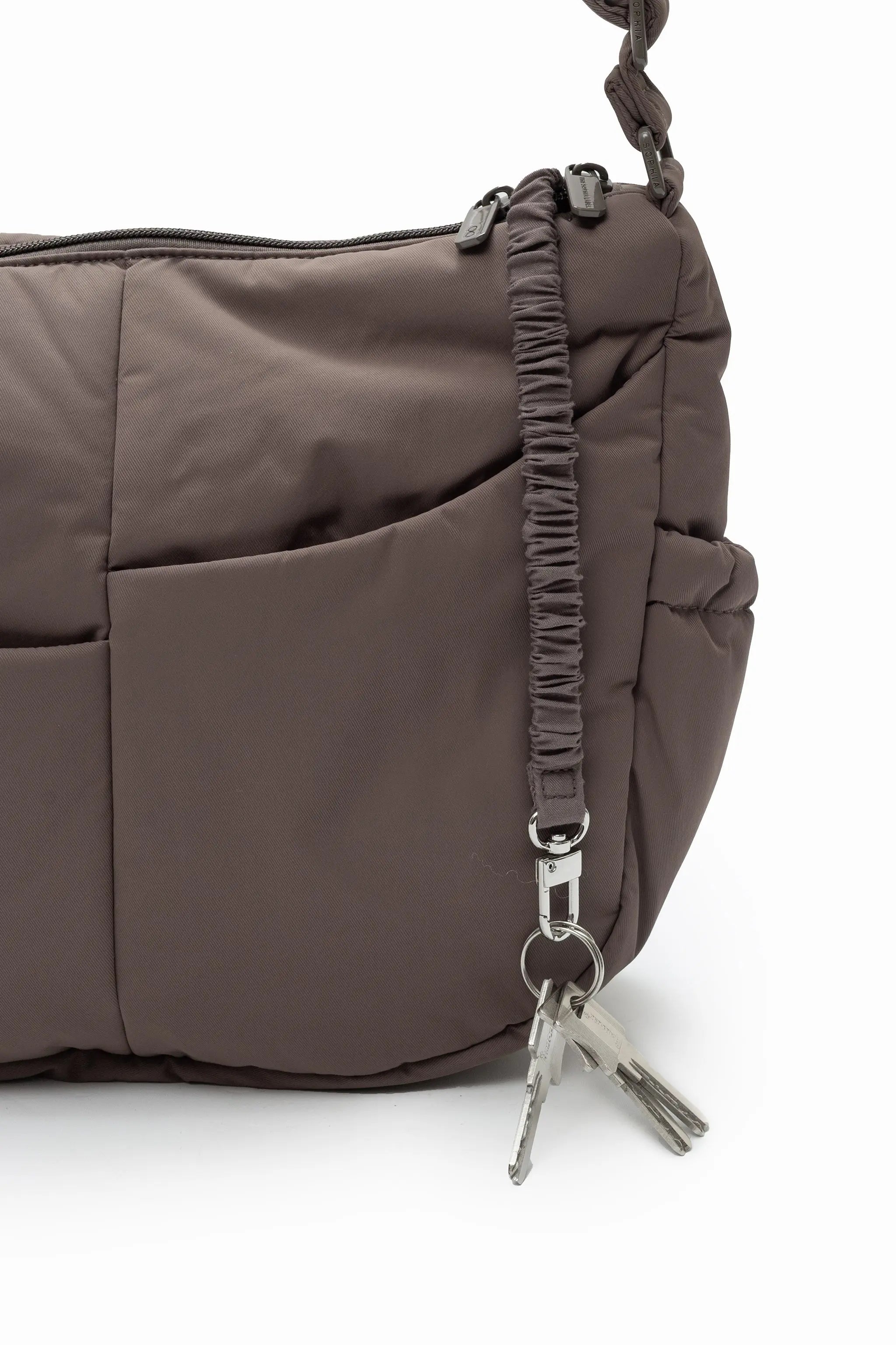 SIGNATURE POCKET CROSSBODY BAG 2.0 IN POSH TAUPE 