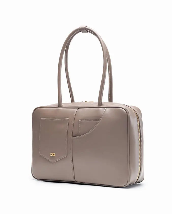 SIGNATURE POCKET L REI TOTE BAG IN TAUPE TSL Singapore