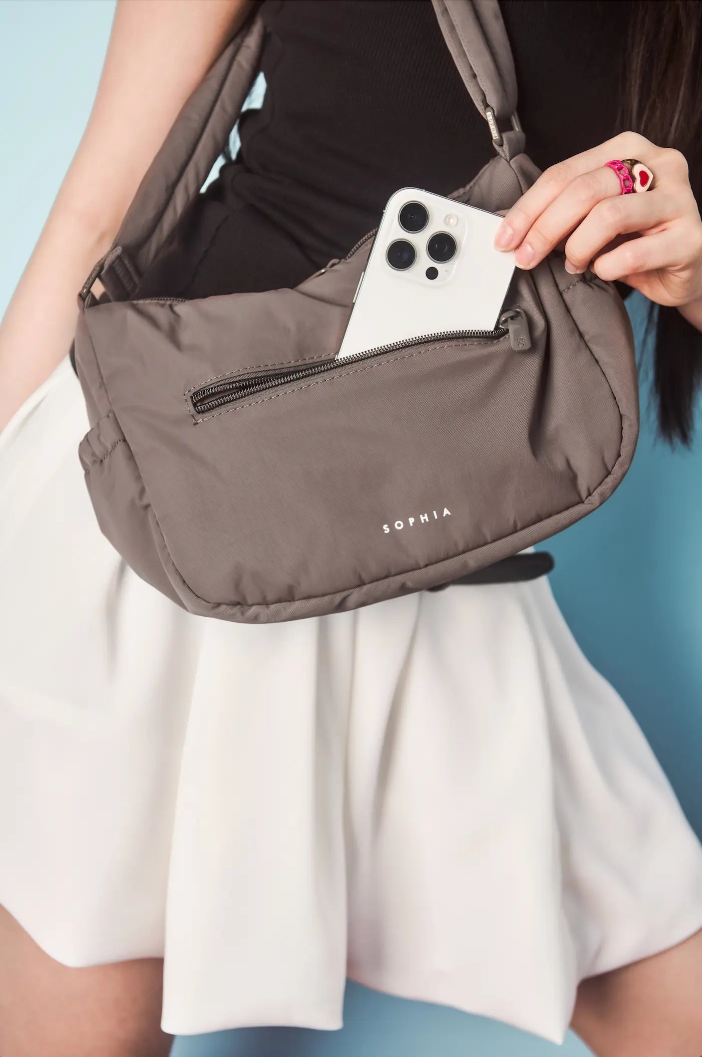 MINI SIGNATURE POCKET CROSSBODY BAG IN POSH TAUPE 