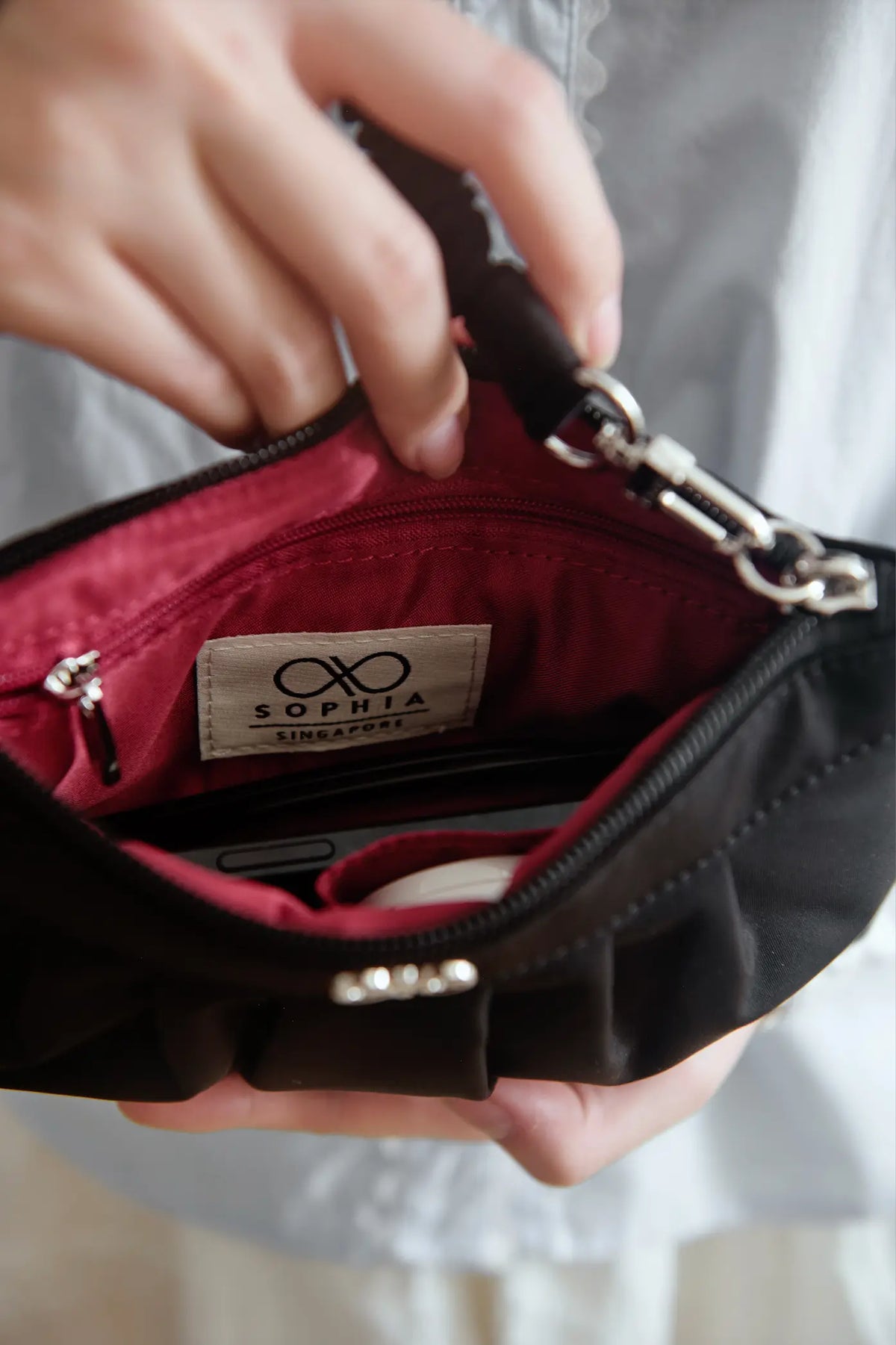 THE DAILY WRISTLET IN JET BLACK 