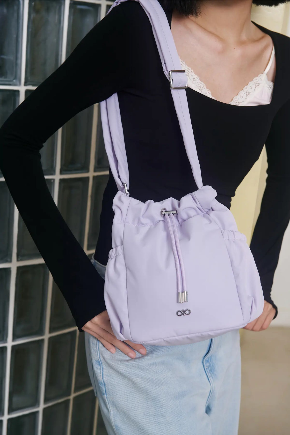 MINI COSY LUXE BUCKET BAG IN LILAC 