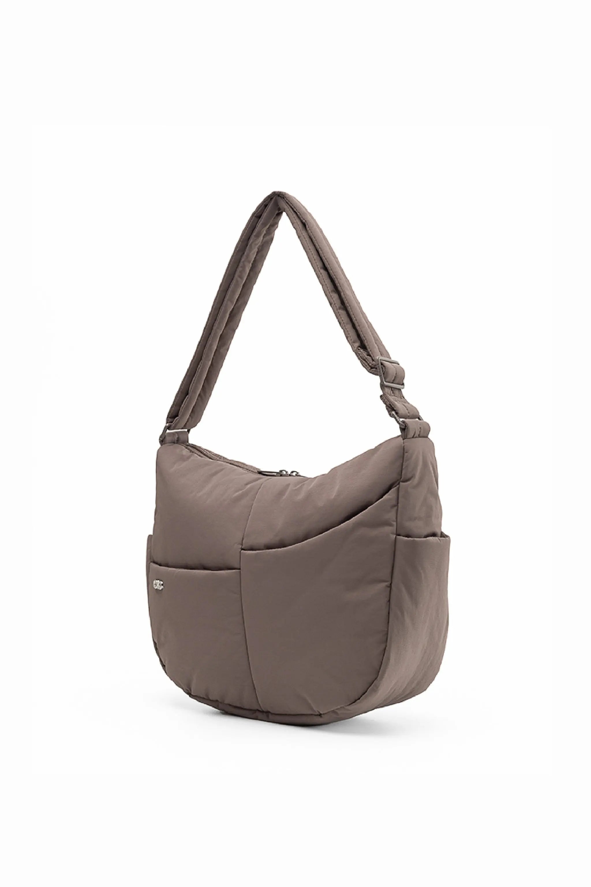 SIGNATURE POCKET CROSSBODY BAG IN POSH TAUPE 