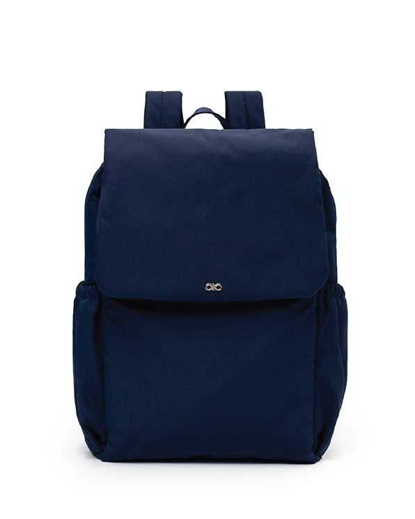 COSY LUXE UTILITY BACKPACK IN MIDNIGHT
